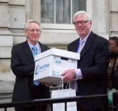 Rochdale MP Paul Rowen and Hazel Grove MP Andrew Stunnell presenting the petition petition