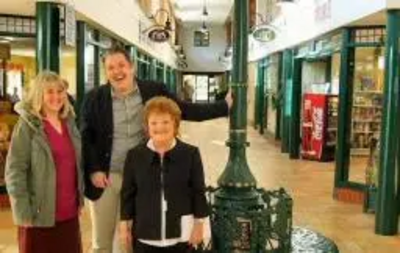 Councillors Pauline Maguire, Doreen Brophy-Lee & Dale Mulgrew at the Ryefields retirement village!